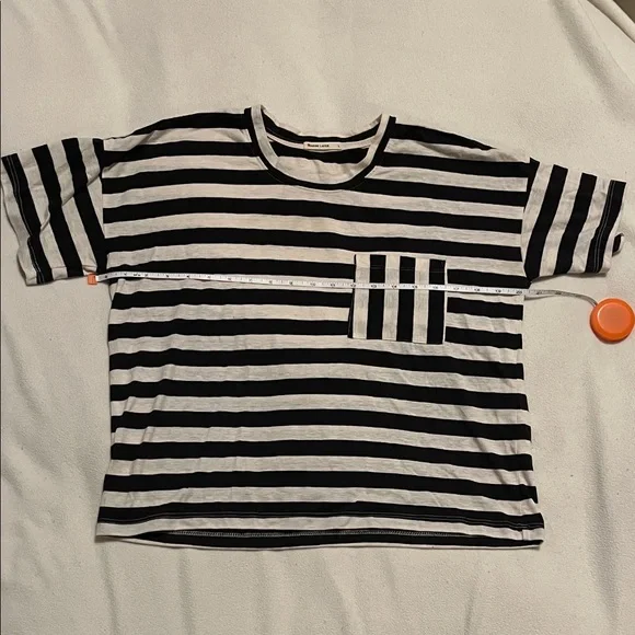 Marine Layer like new Women’s Striped Drop Shoulder Short Sleeve Pocket Tee L - Picture 2 of 5